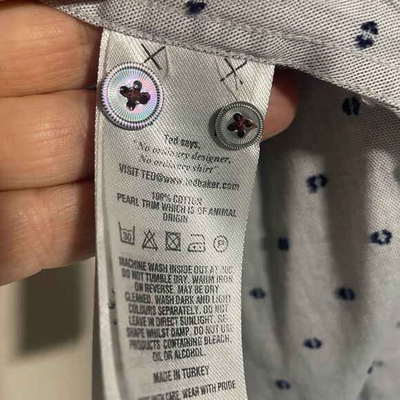 Stunning TED BAKER button down blouse size 4 - Picture 8 of 10